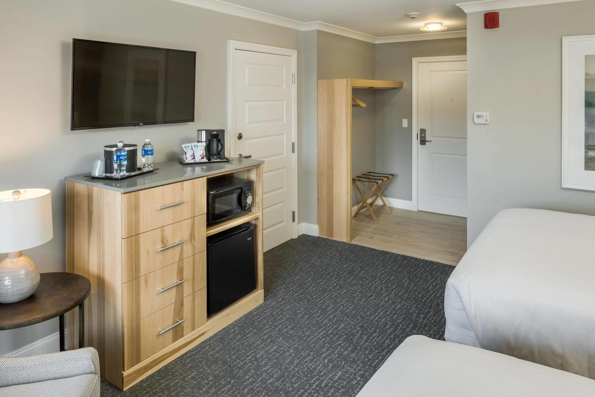 Center Harbor Inn Экстерьер фото